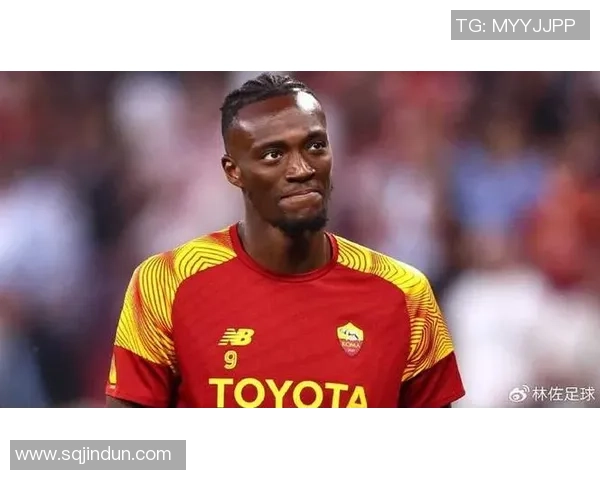 足球明星卡片的魅力与收藏价值探讨及市场趋势分析 足球明星卡片的魅力与收藏价值探讨及市场趋势分析